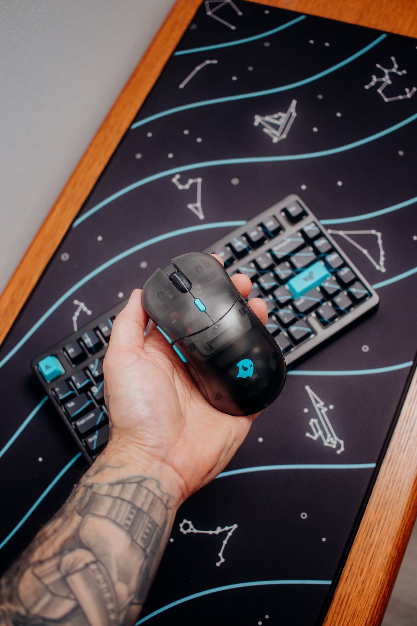 M2 Wireless Mouse - Cosmic Teal